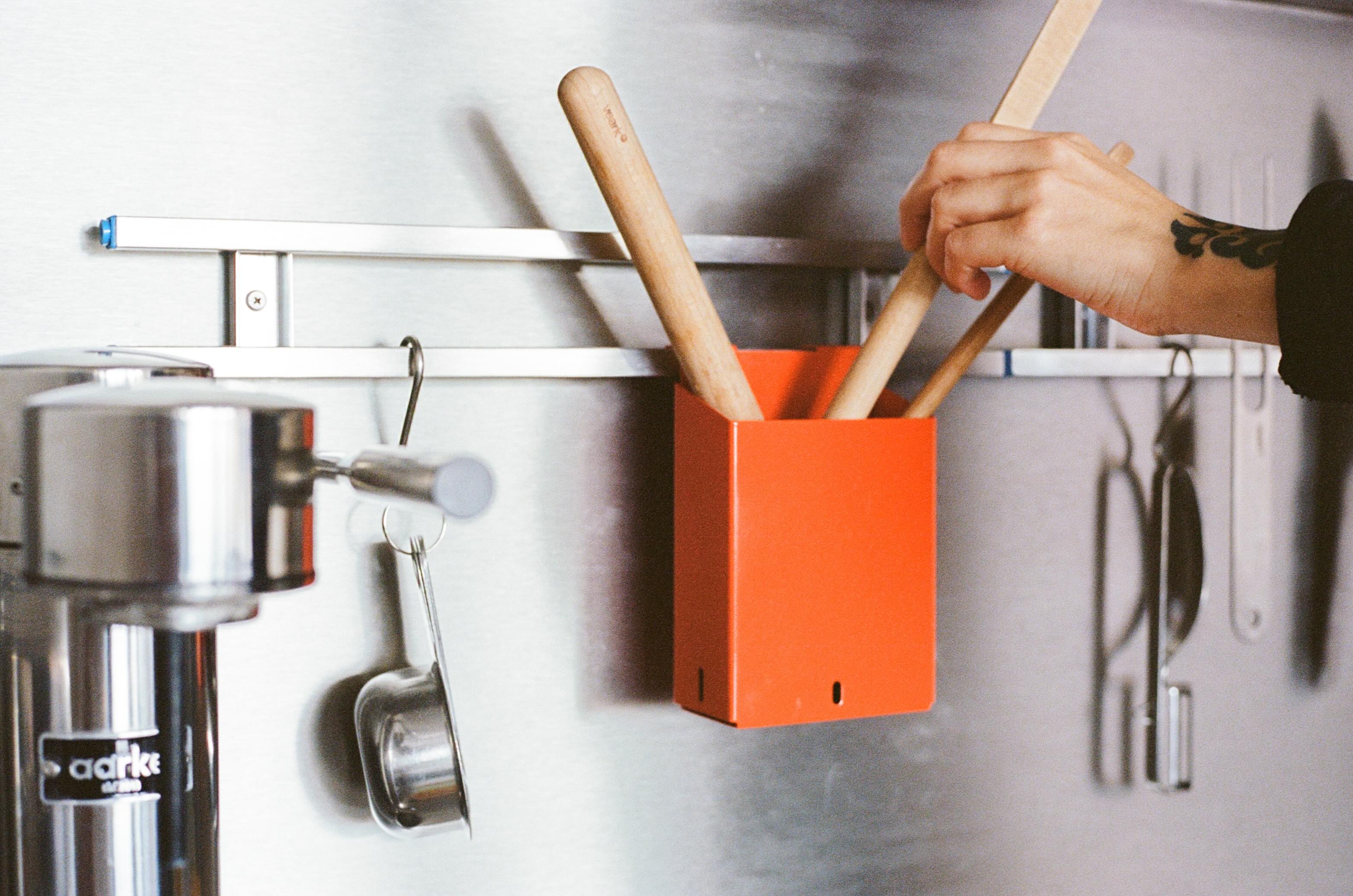 RS-C10 - Rack Container - Orange – Veark